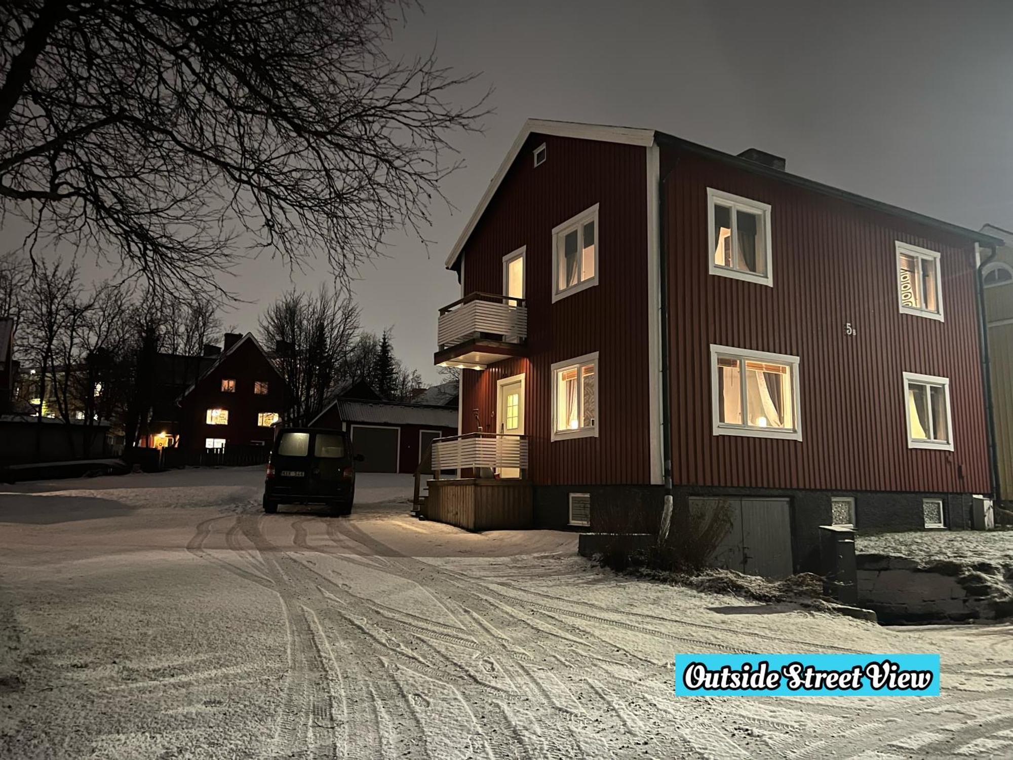 Kiruna Accommodation Vintergatan 5B, Villa For 10 Person 外观 照片