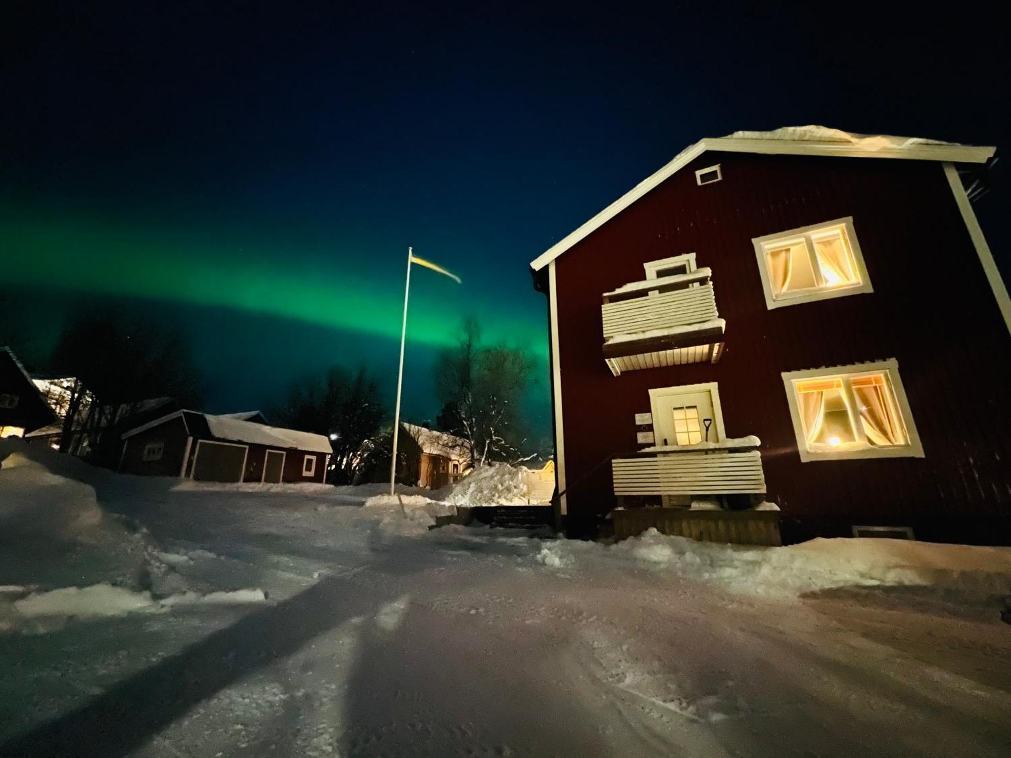 Kiruna Accommodation Vintergatan 5B, Villa For 10 Person 外观 照片